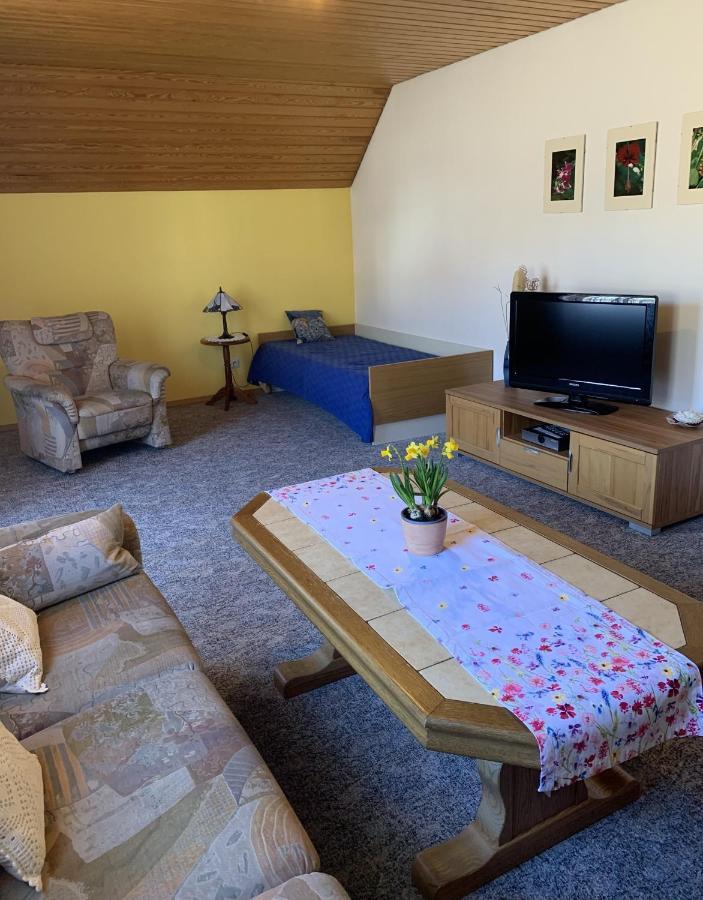 Ferienwohnung Agnes Mayer Riedenburg Bagian luar foto